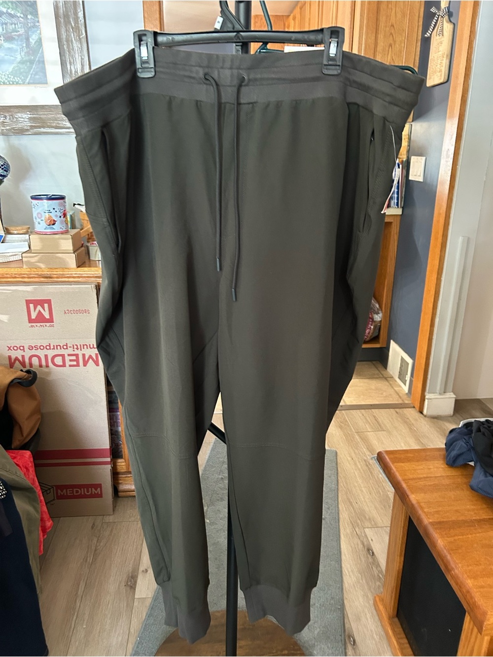 Old Navy Women’s Olive Green Drawstring Joggers